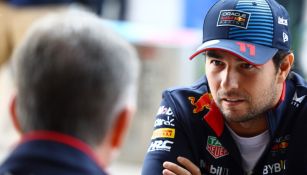 Checo Pérez se "reunió" con Horner y Marko