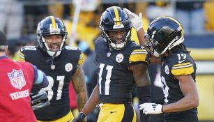 Wilson lanza para 2 touchdowns y los Steelers superan 27-14 a Browns