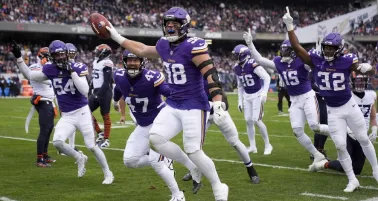 Los Vikings ganan y se divierten