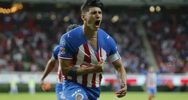 Alan Pulido regresará a Chivas