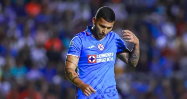 Juan Escobar rescinde contrato