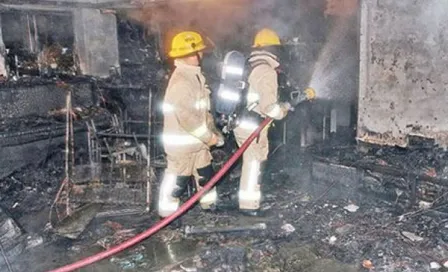 Explosión de smartphone provoca incendio en departamento