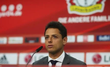 Chicharito tumba la página del Leverkusen en su presentación