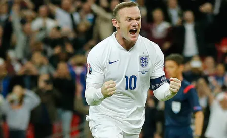 Rooney ya es máximo anotador de Inglaterra