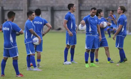 Canadá y El Salvador completan grupo del Tri en eliminatoria