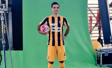 Rafa Márquez posa en sesión de fotos con el Hellas Verona 