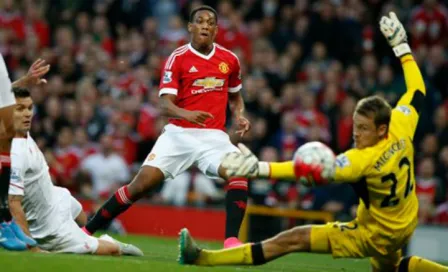 Manchester United se reivindica y vence al Liverpool