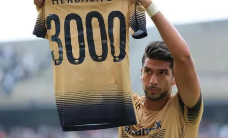 Eduardo Herrera llama a Pumas a no relajarse  