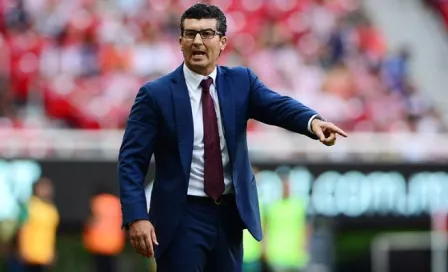 Chepo no es más técnico de Chivas