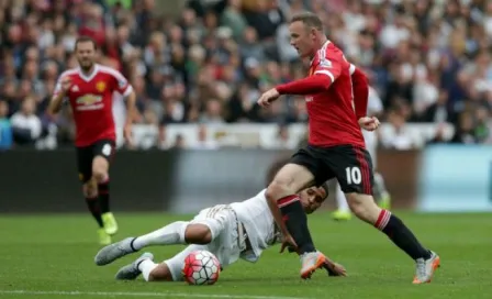 Rooney, baja para el partido contra el PSV por lesión 