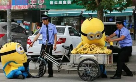  Minions, detenidos en China por vender platanos