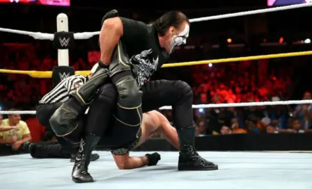 Sting lucha por primera vez en Raw