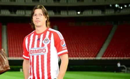 Matías Almeyda debutará al frente de Chivas contra Gallos