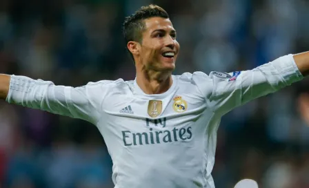 Página web subasta comida con CR7 para fines benéficos 