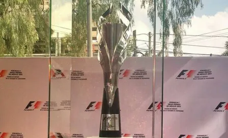 Presentan trofeo para GP de México