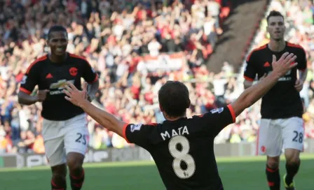 Manchester United va por el liderato frente al Sunderland