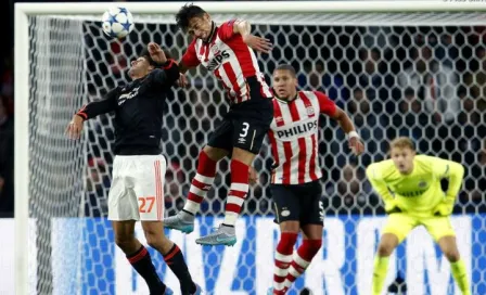  Moreno, titular en victoria del PSV