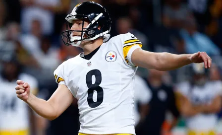 Pittsburgh corta al pateador Josh Scobee