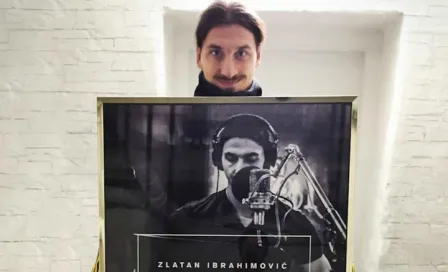 Zlatan gana disco de oro por himno nacional sueco