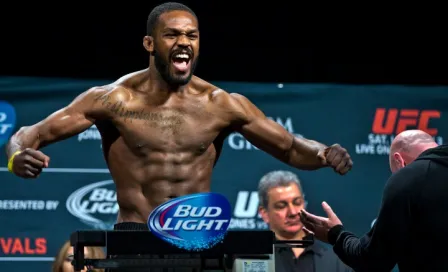  UFC reinstala a Jon Jones tras problemas legales