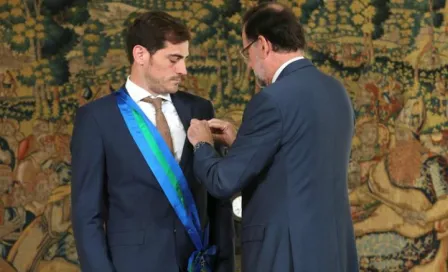 Casillas recibe Gran Cruz de la Orden al Mérito Deportivo