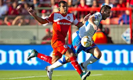 Árbitro perdona penalti al Toluca