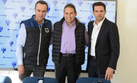 Rayados presenta a Davino como director deportivo