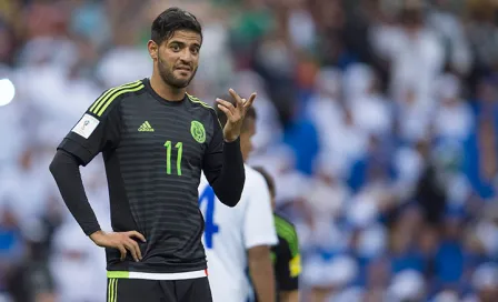 Carlos Vela canta las mañanitas junto a Mane de la Parra