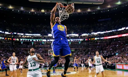 Warriors sufre, pero mantiene su racha ganadora