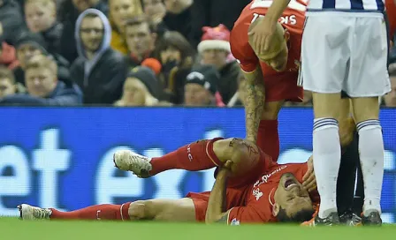 Lovren sufre terrible lesión en empate del Liverpool