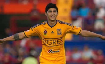 Alan Pulido también fue Campeón con Tigres