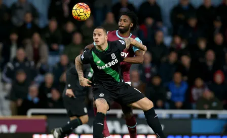 Astronauta lleva bandera del Stoke City al espacio