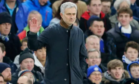 Mourinho deja de ser DT del Chelsea