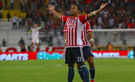 Chivas oficializa salida de Marco Fabián al Frankfurt