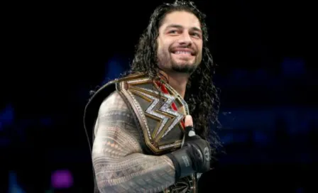 Roman Reigns comete error en Smackdown