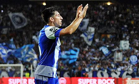 Héctor Herrera se luce con golazo en empate de Porto