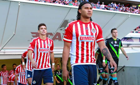 Orbelín y Gullit se combinan para gol de Chivas