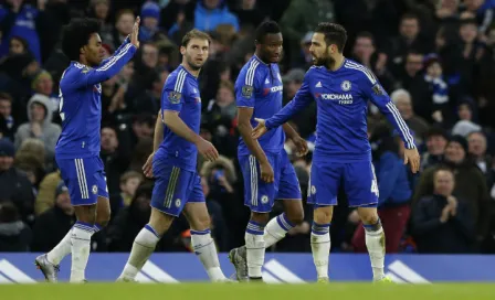 Chelsea consigue agónico empate en casa