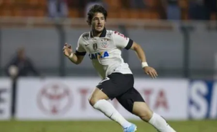 Alexandre Pato jugará con Chelsea, revela su agente