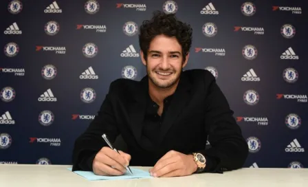  Chelsea oficializa el fichaje de Alexandre Pato