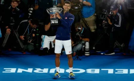 Djokovic vence a Murray y se corona en el Abierto de Australia