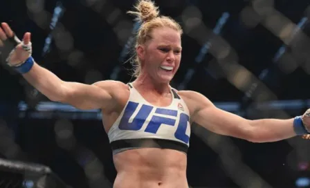 Holly Holm arrasa en los MMA Awards 2016