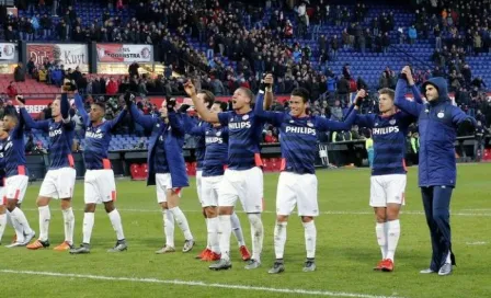 Moreno juega todo el partido en victoria del PSV