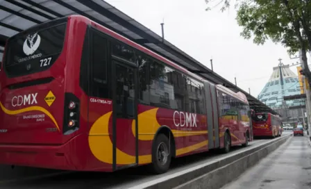 Metrobús cerrará estaciones por visita del Papa