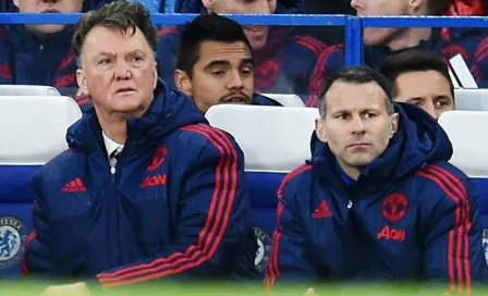 'No puedo imaginar que hayan hablado con Mou': Van Gaal