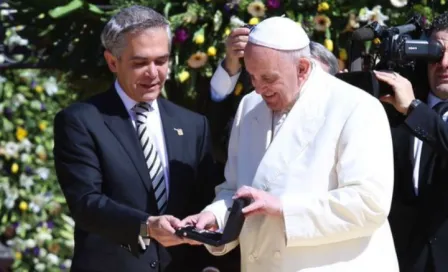 Papa Francisco recibe las llaves de la Ciudad de México