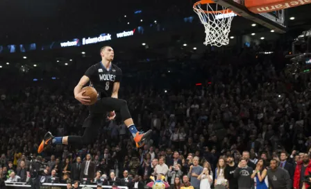 Polémico triunfo de LaVine en concurso de clavadas de NBA