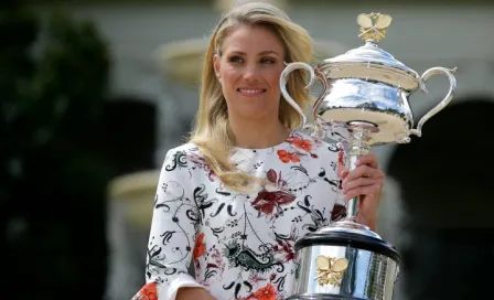 Angelique Kerber extravía trofeo del Abierto de Australia