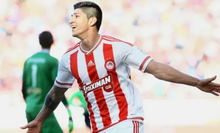 Pulido marca y asiste en goleada del Olympiacos