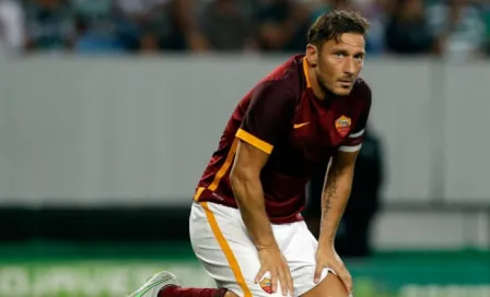 Spalletti separa a Totti de la concentración de la Roma